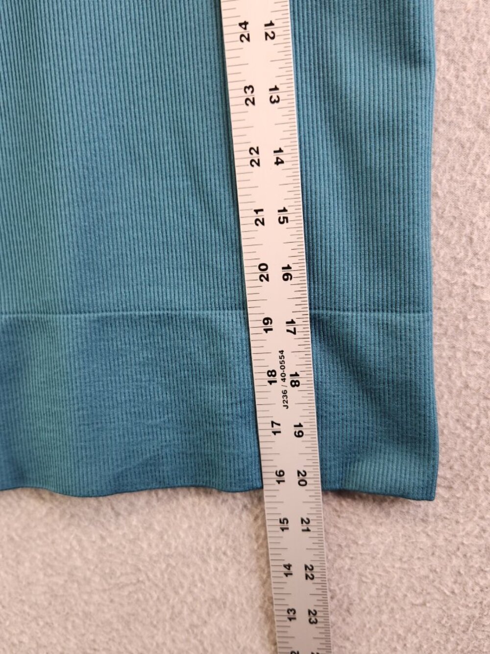 Athleta Top Womens XS Aurora Tank Camisole Ribbed Seamless Basic Set Of 2 - Picture 4 of 12